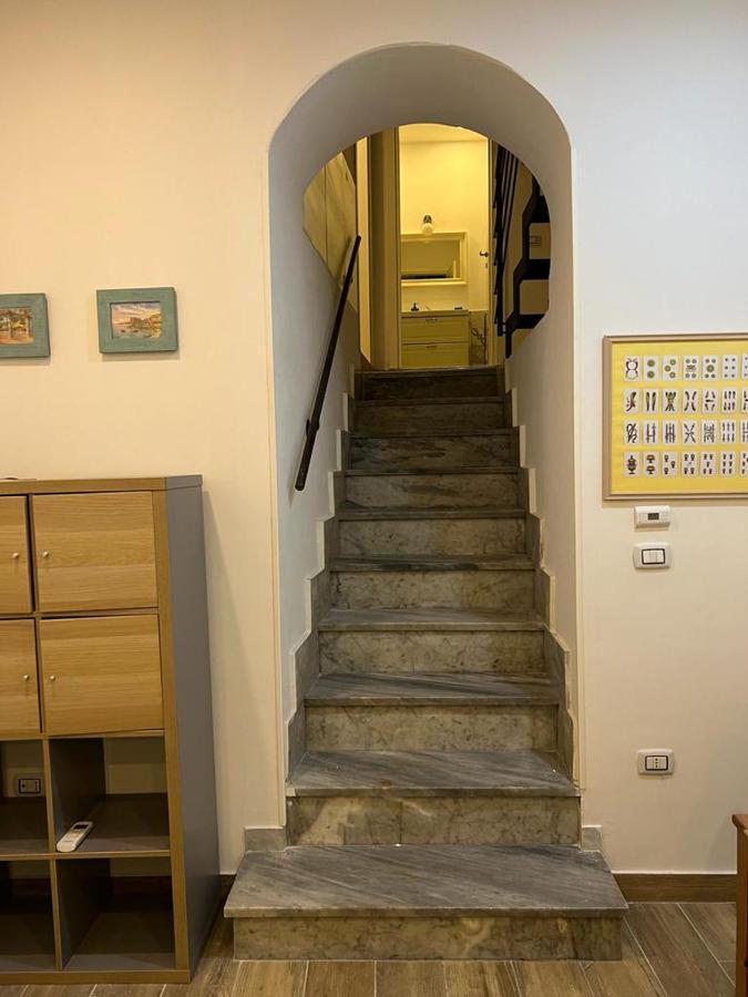 나폴리 Casa Gaia A Due Passi Dal Duomo 아파트 외부 사진